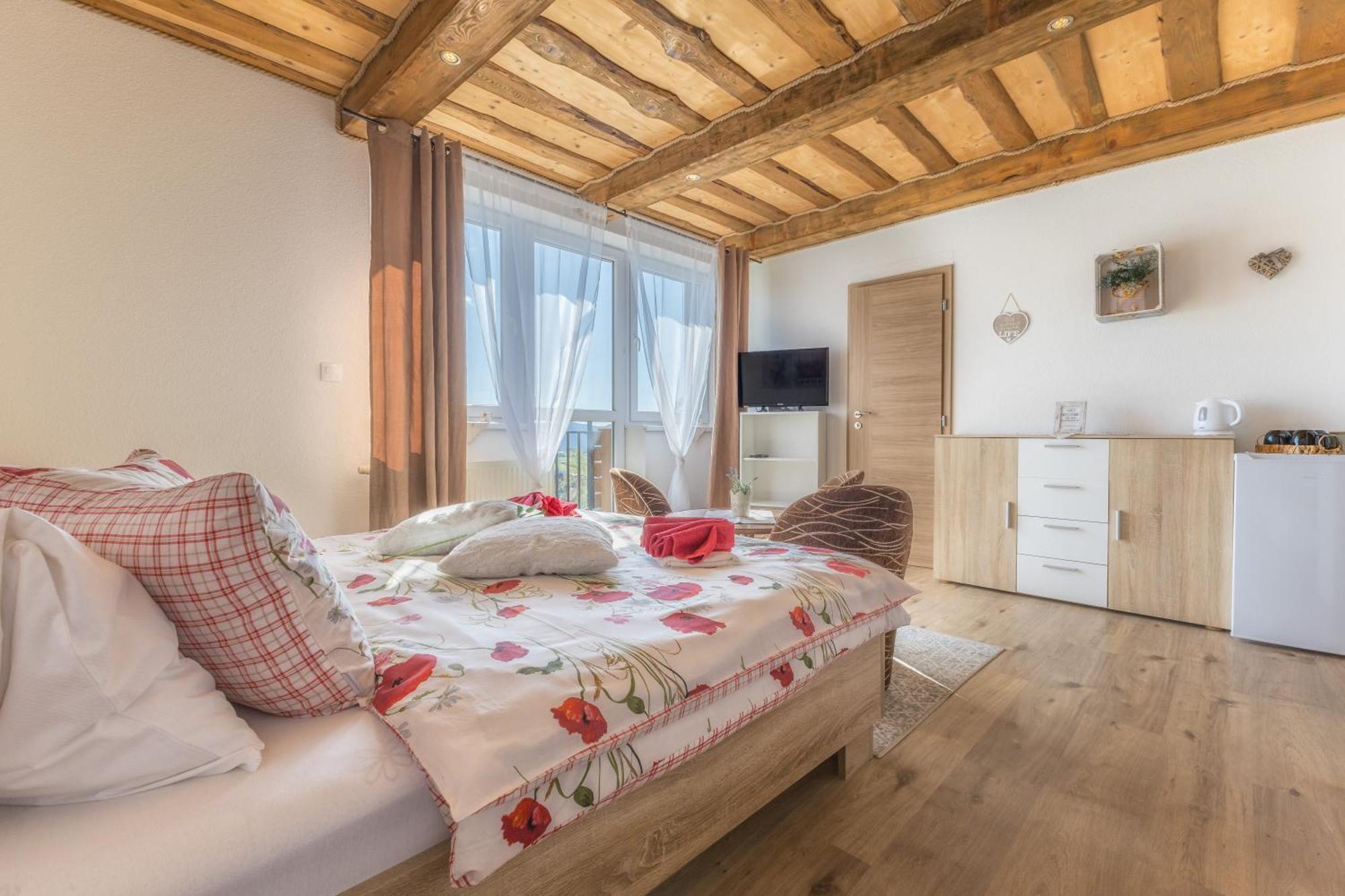 Privat Na Vrsku Appartement Ždiar Buitenkant foto
